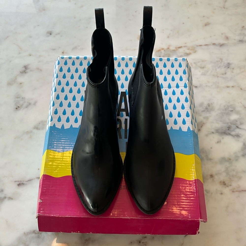 Jeffrey Campbell Stormy Ankle Rainboots | size 7